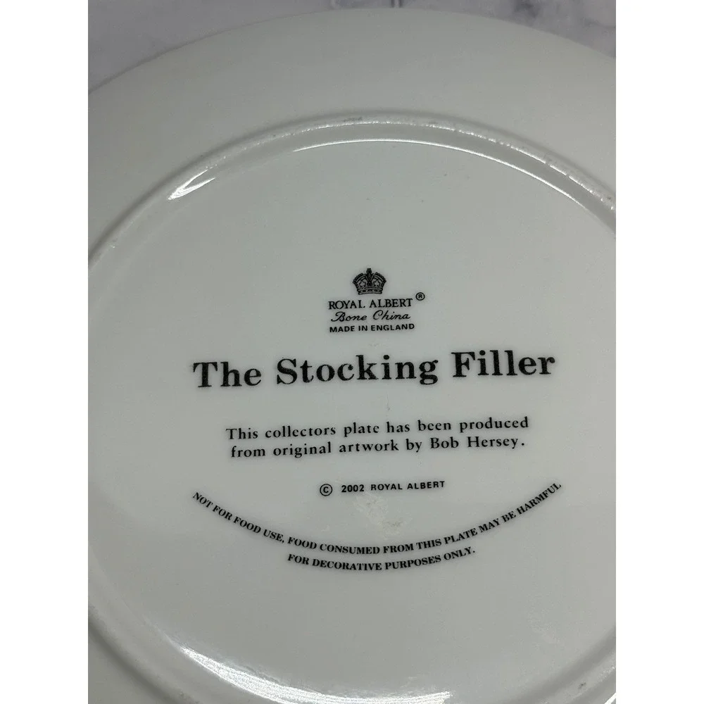 Royal Albert The Stocking Filler Bob Hersey Christmas Collector Plate 2002
